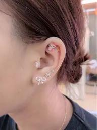 minimo限定価格❣️束感まつ毛パーマ＋耳ツボジュエリー12粒💎セット¥5000