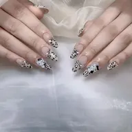 大人気💕HAND✨持ち込みデザイン120分（ご希望のデザインを送ってください)ソフトジェルオフ無料✨