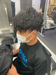 【最新styleで周りと差がつく】【メンズパーマ】カット+波巻きパーマ🌊¥13200