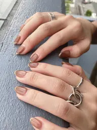 【平日限定】Jrネイリスト※ハンド デザイン自由90分💅🩵【オフあり】※お支払い現金のみ