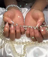 フレンチネイルorラメグラデーション💅🏻オフ無し