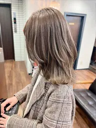 【お洒落に！】カット+ハイライト＋全体カラー+ト高保湿3step リートメント★
