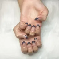 【オフ有】グラデーションorフレンチ+ベースカラー(カラーorラメ)