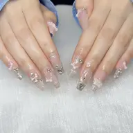 【大人気チップ長さ出し10本】「甘皮ケア、保湿オイル込み」時間内にアートやり放題、スートン4個まで！大きなバーツ別料金