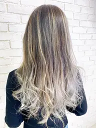 ✨バレイヤージュカラー✨✨ ✨✨✨ ケアブリーチ込み