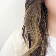 【U-26】カット＋イヤリングカラー（ブリーチ込み）