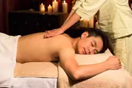 ★【リンパを流して、こわばりと疲れスッキリ!】 アロマリンパ 120分：10800円