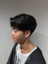 【 #メンズ縮毛矯正 】メンズカット + ナチュラル縮毛矯正 (土日祝+￥1000)