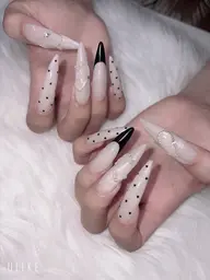 10本チップ長さだしお任せワンホンデザイン