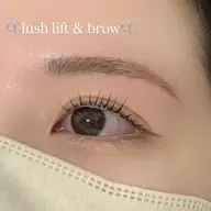 【同時施術】まつげパーマ(コーティング剤付き)➕眉毛スタイリング(wax、カット、メイク)¥10,500→