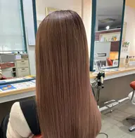 縮毛矯正モデル🤍17時半、18時からのみ