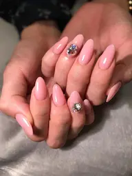 《オフなし》スカルプチュアネイル フレンチ(ラメラインもOK！)