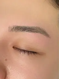 【メンズの方も】眉毛デザインWAX➕眉カット➕眉メイク仕上げ¥5,000→