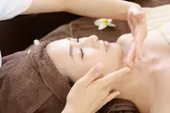 【フェイシャル+ 小顔美容整体】60分