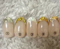 オフ無料　キラキラ　ガラスフレンチネイル