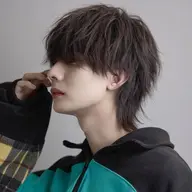 ワンカラー+骨格矯正メンズカット