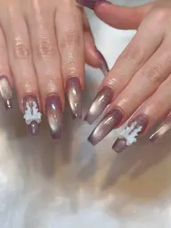 平日🈹あり♡チップ長さ出し10本+マグネットorフラッシュワンカラー♪ ご新規様ソフトジェルオフ無料