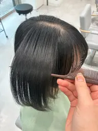 [前髪、お顔周りのうねりが気になる方に🎀💭]部分縮毛矯正＋プチトリートメント🪄︎︎✨