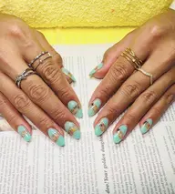 パラジェルベース🌱アート10本🌷初回オフ無料お好きな色をお選びいただけます。👌このディサイン だけ☺️