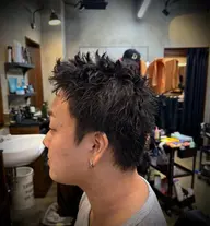 スパイキーショート