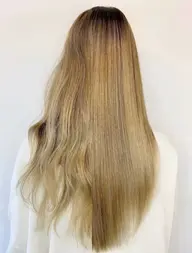 【⭐️備考欄に協力してくれる方限定⭐️】【大得意✨】ブリーチ毛OK⭕️髪質改善ストレート＋トリートメント✂️