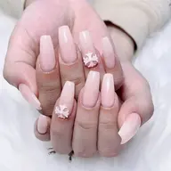 🍬チップ長さ出し💗カラーグラ+ビジュースートン2個