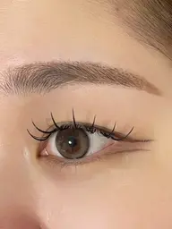 眉カット（ハサミ、シェーバー✂︎♡）　オプション価格→¥1500