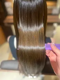 【日中限定】艶々縮毛矯正🎶＋選べるTR🩵