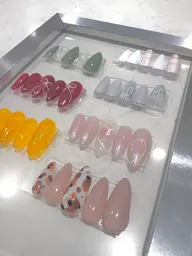 デザインネイル💅💖(Art2本程）（オフ込み）