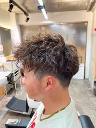 「男らしさ×動きで印象チェンジ🔥ツイストスパイラルパーマ（カットなし）