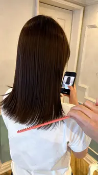 リンケージTr+ヒアルロン酸入りカラー¥12100→￥7900【ケア度★★★☆☆☆】