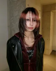 デザインカラー(ブリーチあり) / +¥1500でトリートメント追加できます!