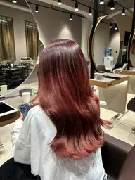 ブリーチ無しワンカラー🩵🩷　＋　3stepsトリートメント✨　＋　マッサージ付き炭酸シャンプー🫧