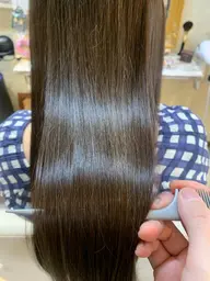 【⭐️平日限定⭐️】🌈ダメージレスイノアカラー＋グローバルミルボンスムーストリートメント🌈