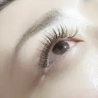 ボリュームラッシュ🌼500本（＋500円でブラウン系変更◎）