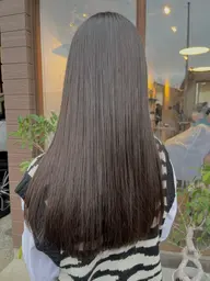 《半額期間限定》カット✂︎+縮毛矯正＋トリートメント