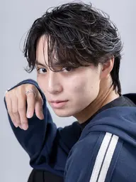 フェザーパーマ【ビジネスヘアーならこれ✨】