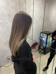 カット➕髪質改善特化型縮毛矯正⭐️