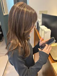 【ポイントブリーチ◝☆ 】ハイライトorインナーorアンブレラor裾カラー＋AujuaベースTR🤍