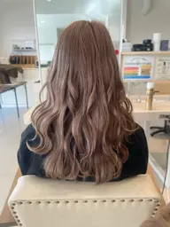 【コテ巻き or ストレート仕上げ】お出かけ前にプロのスタイリングを✨