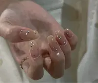 シンプル持ち込みデザイン🆗パーツストン4本までOK