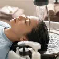 ​【蓄積した頭皮の汚れ・疲れをリセット】カット＋カラー＋頭浸浴＋トリートメント