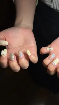 ハンドネイルやりたい放題持ち込み💅🏻( ¨̮ )💛長さ出し無❌