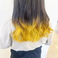 派手にできない人も挑戦しやすい!チラッと可愛い❣️❣️【イヤリングカラーorインナーカラーor裾カラー】