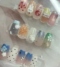 🌸初夏キラキラ🎀🧸2本選べるアート❤️<オフなし>
