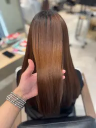 【思わず触りたくなる‪”‬つるん‪”‬と実感🌟】縮毛矯正💎✨