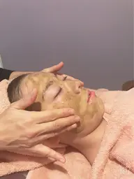 【人気No.2】つるっとたまご肌&小顔整体&ヘッドスパ