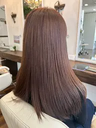 ダメージレス艶カラー➕カット➕美髪トリートメント