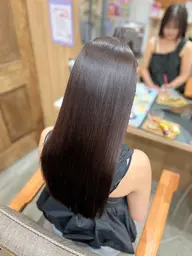 サラ艶でまとまる髪へ🪽/最終受付16:00【カット＋髪質改善縮毛矯正】