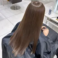 【触れたくなる髪へ】🪞髪質改善ストレート＋カット＋グロストリートメント